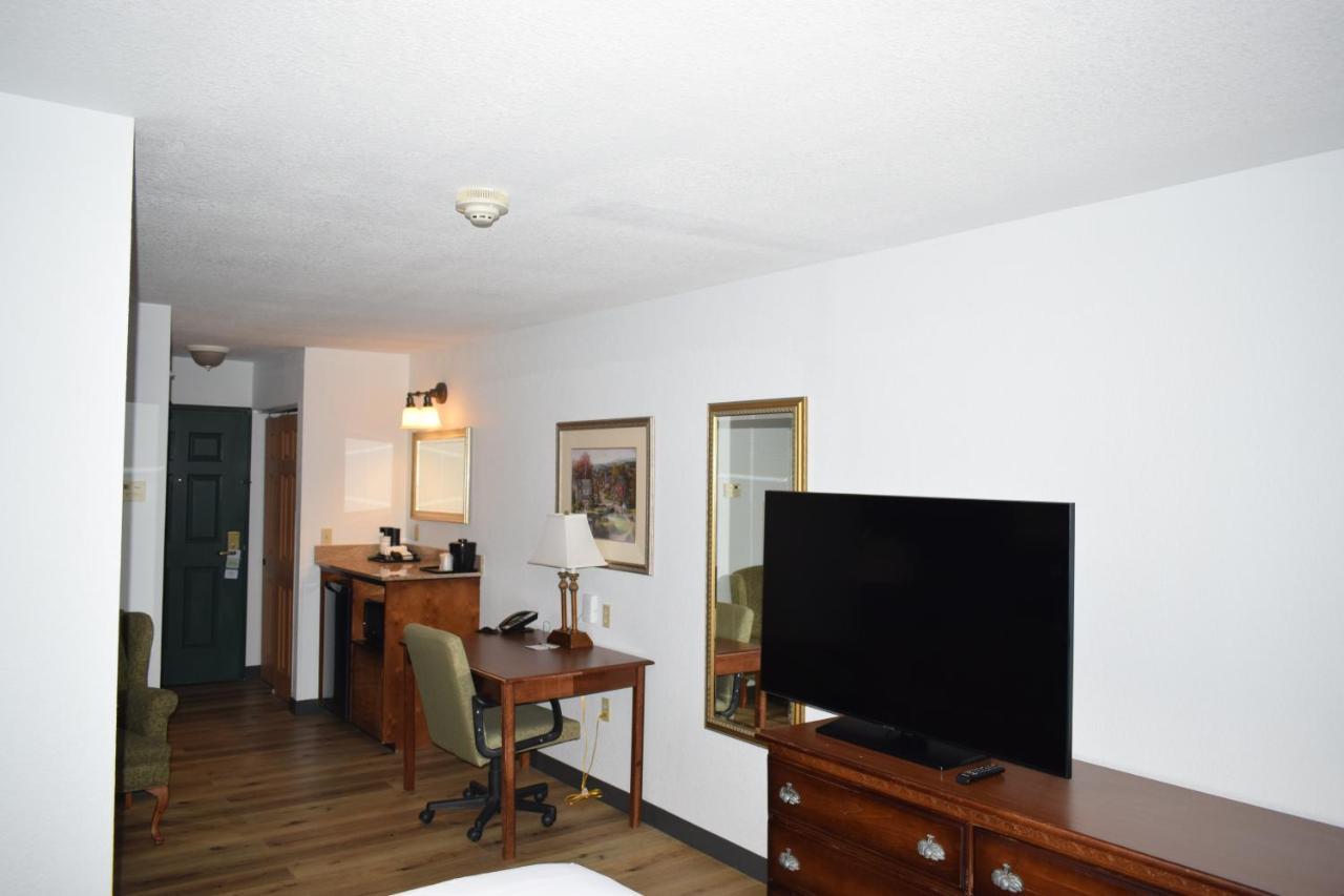 Wingate By Wyndham Youngstown - Austintown Exterior foto